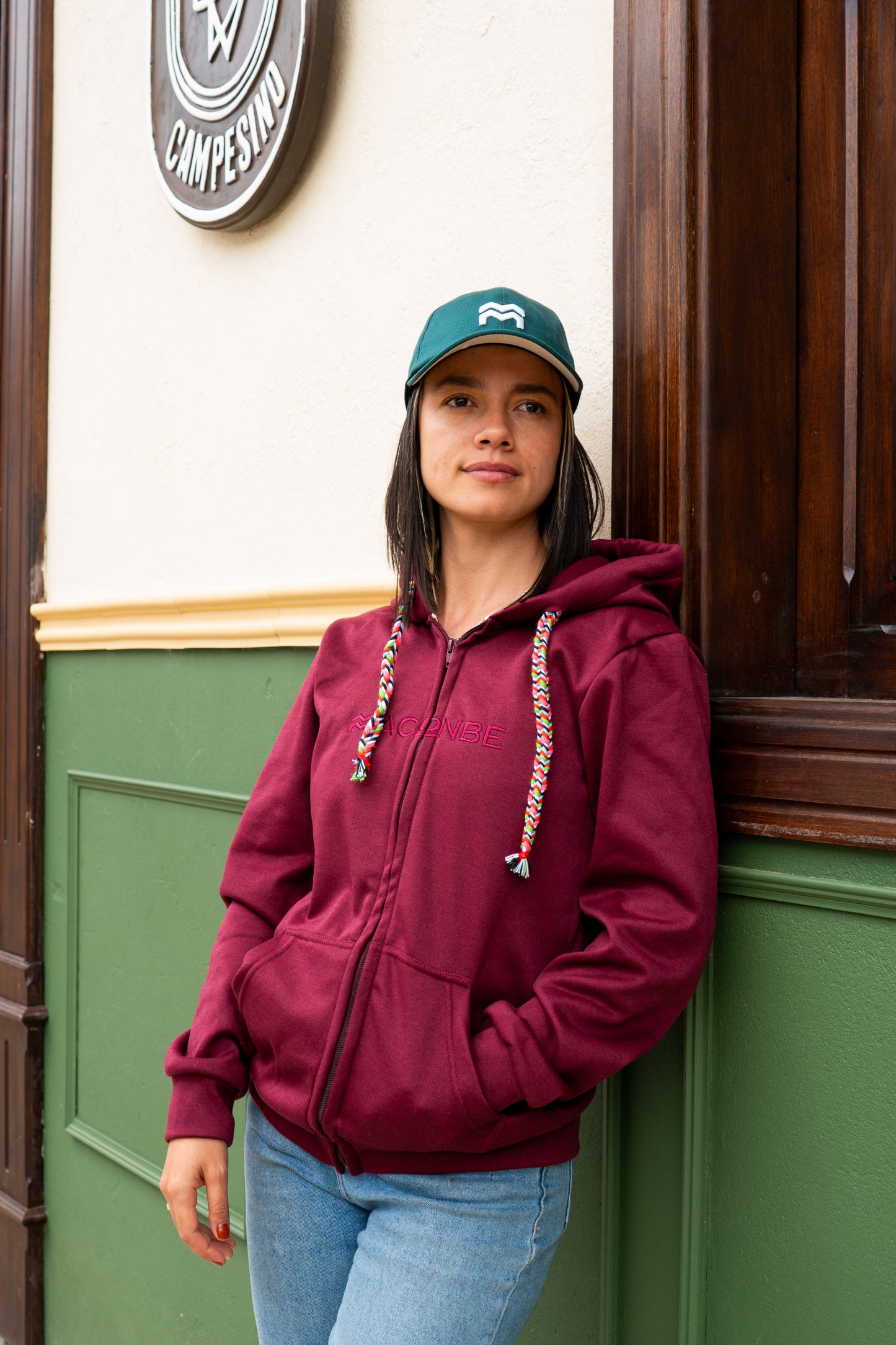 HOODIE UNISEX CREMALLERA ORÍGENES VINOTINTO