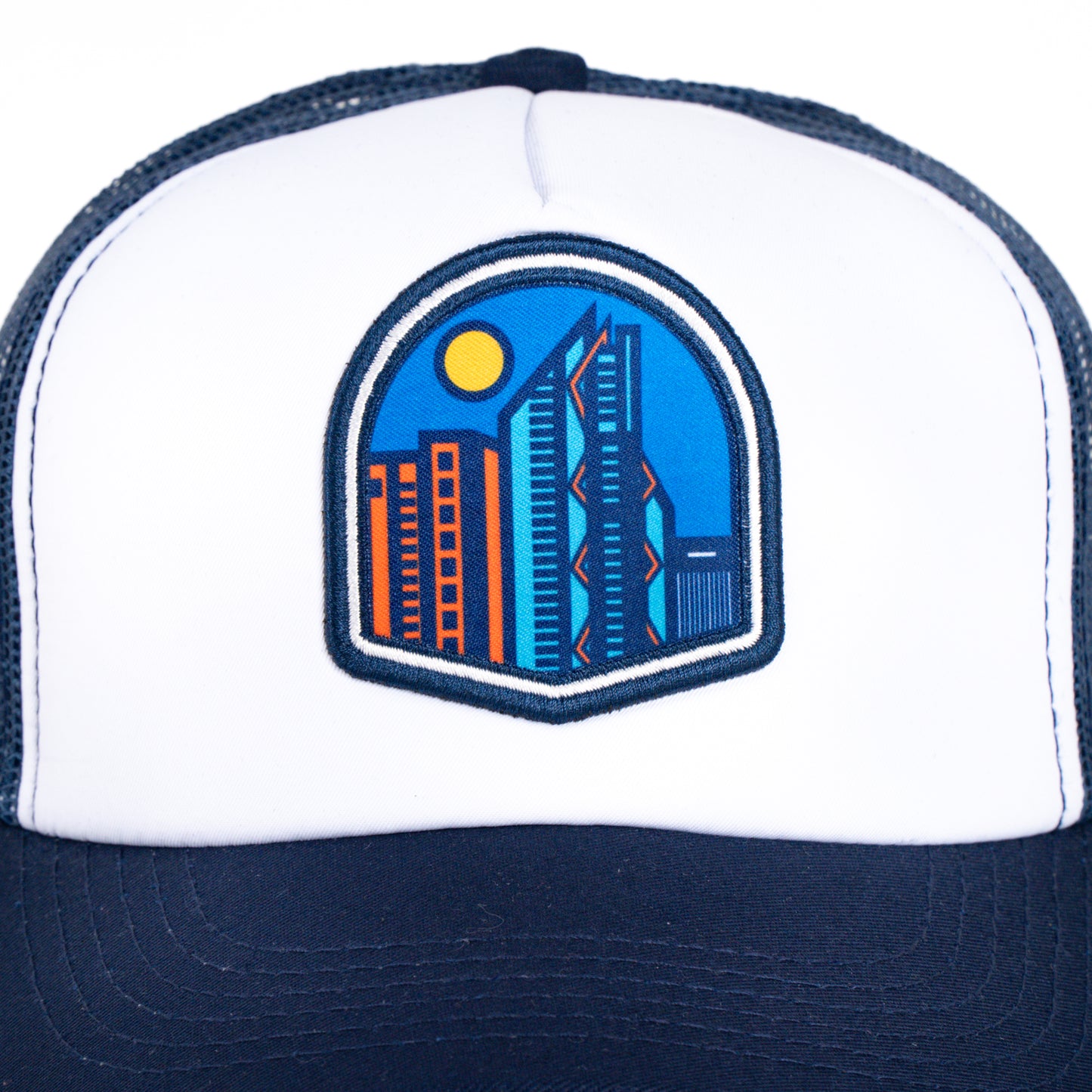 GORRA TRUCKER RINCONES CAPITALINOS TORRES CAPITALINAS - FRENTE DURO