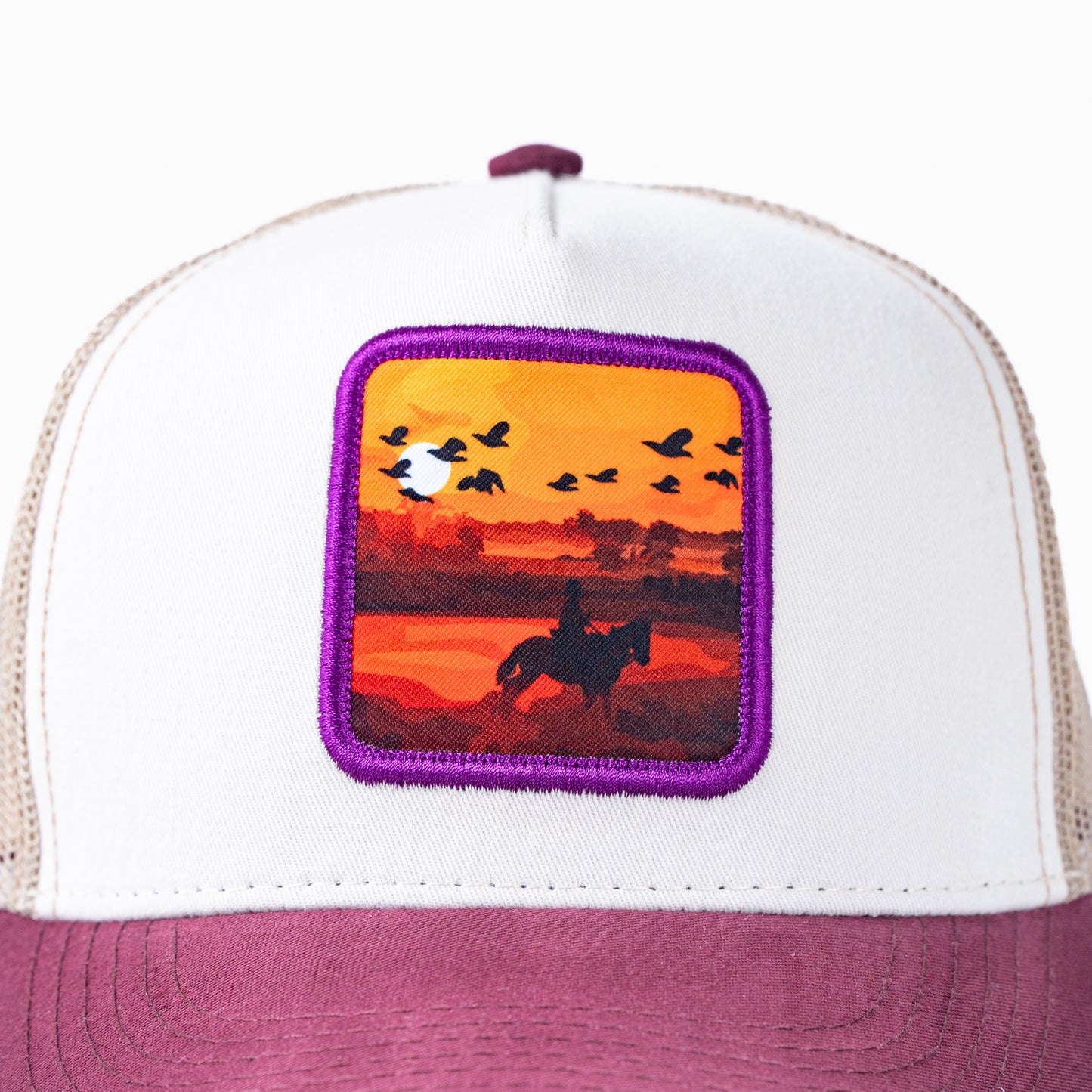 GORRA TRUCKER ESTO ES COLOMBIA LOS LLANOS - FRENTE DURO