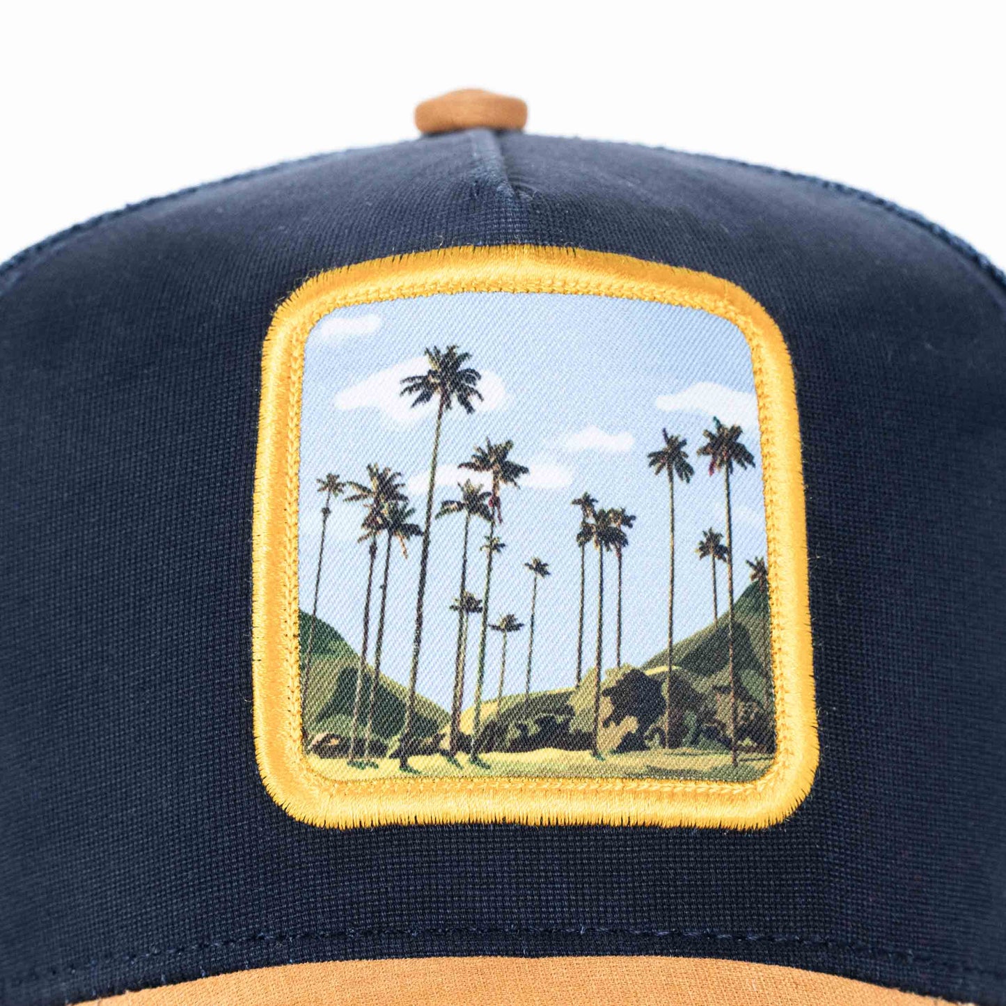 GORRA TRUCKER ESTO ES COLOMBIA COCORA - FRENTE DURO