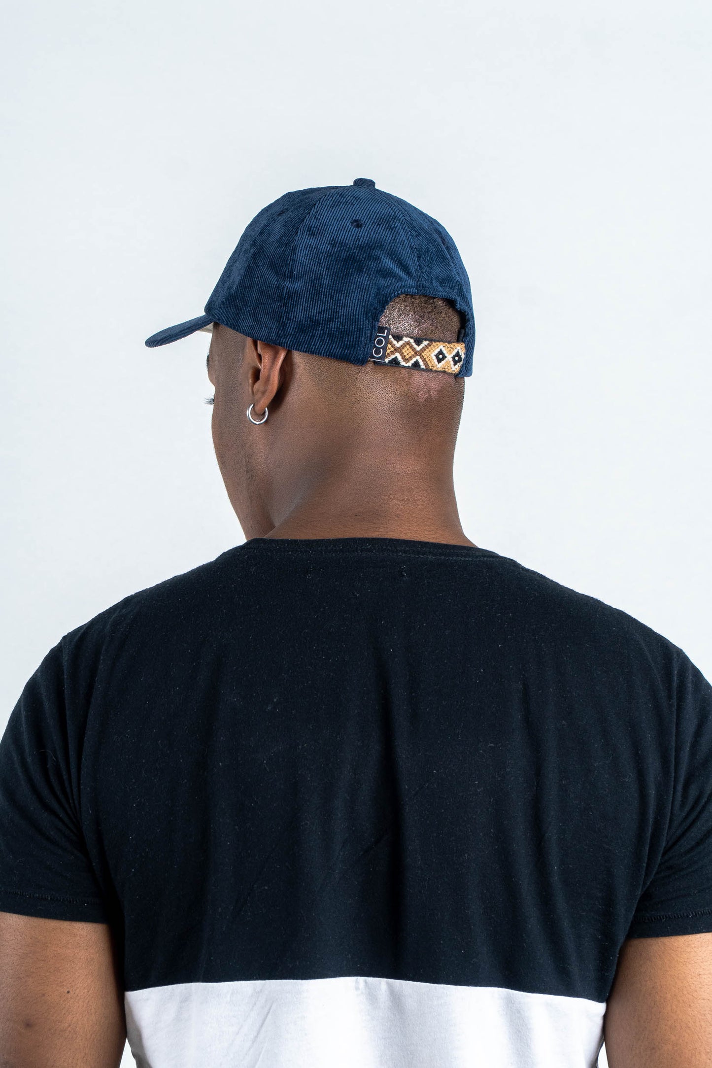 GORRA RAICES AZUL OSCURO CUERO - FRENTE BLANDO