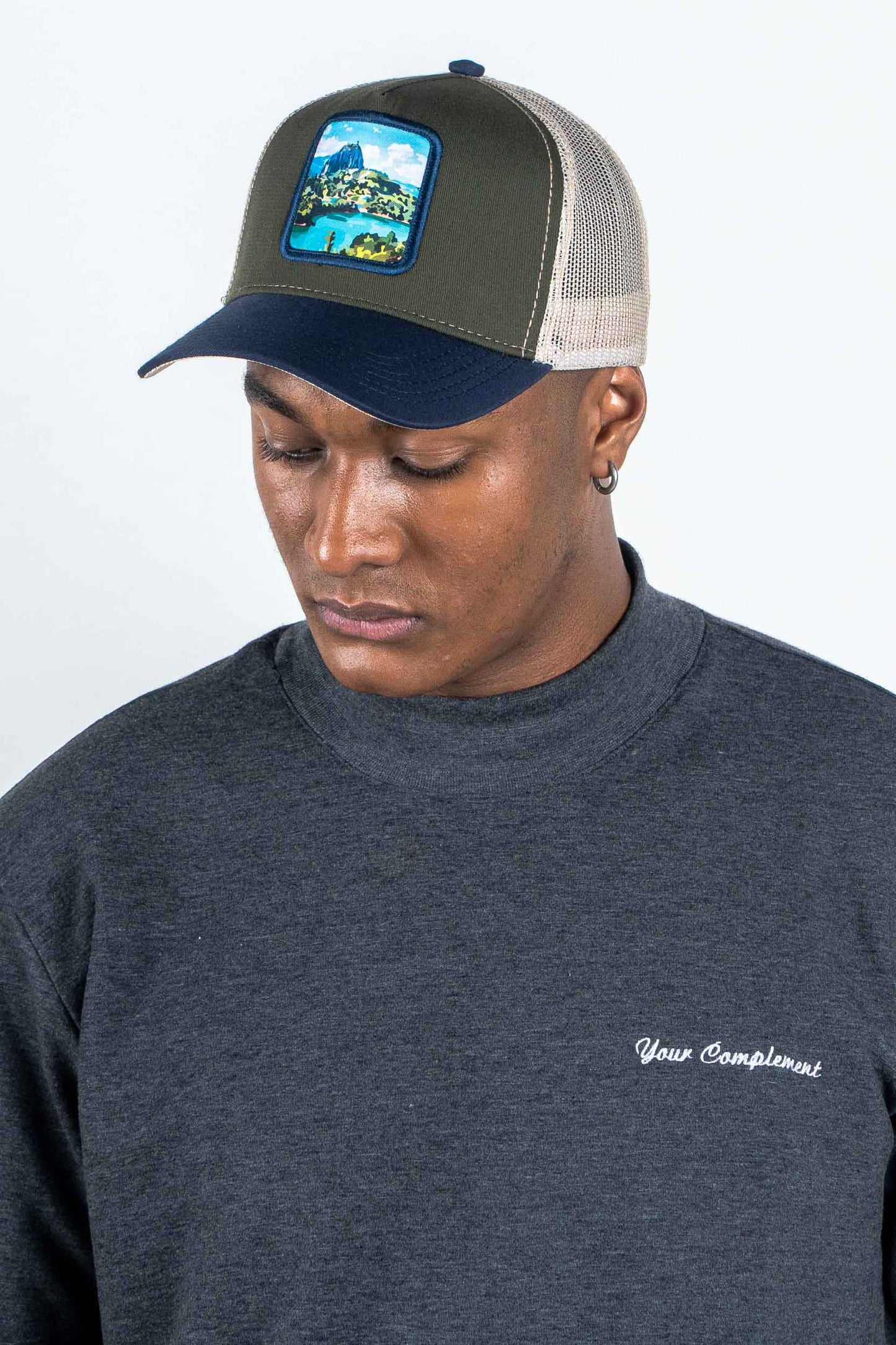 GORRA TRUCKER ESTO ES COLOMBIA PEÑOL - FRENTE DURO