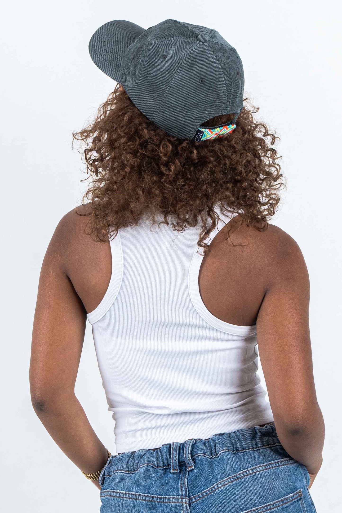 GORRA RAICES VERDE MILITAR CUERO - FRENTE BLANDO
