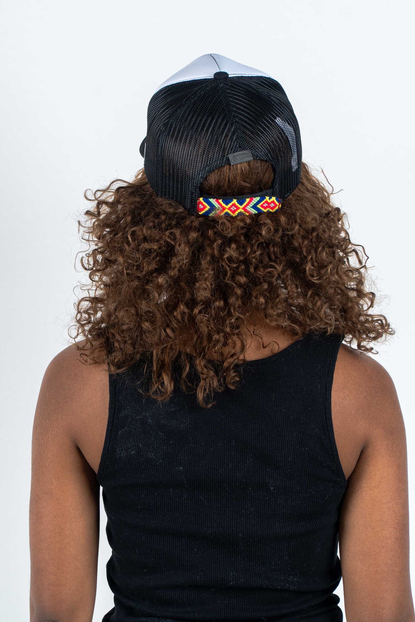 GORRA TRUCKER RINCONES CAPITALINOS CENTRO - FRENTE DURO