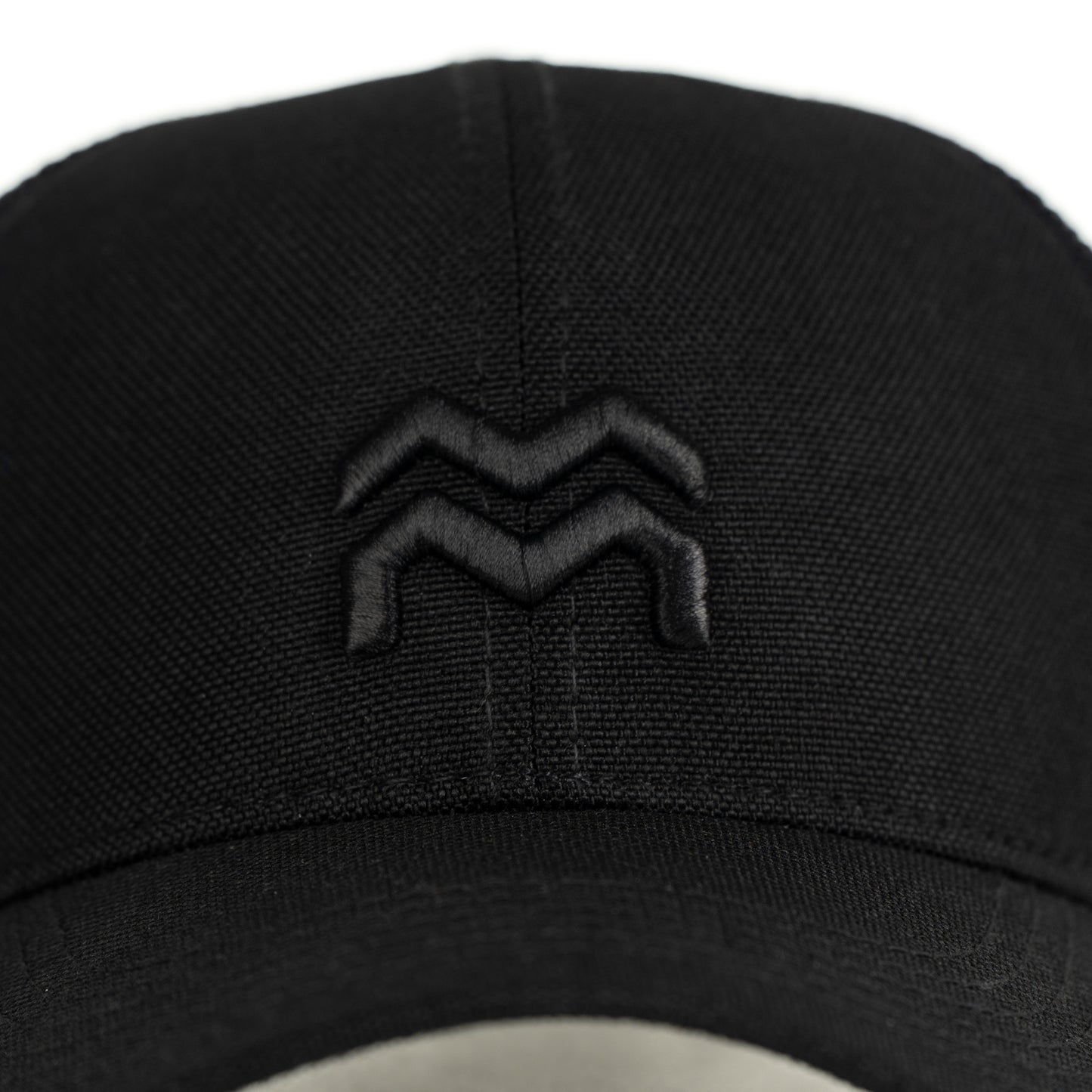 GORRA TRUCKER ORÍGENES NEGRO AL TONO - FRENTE DURO