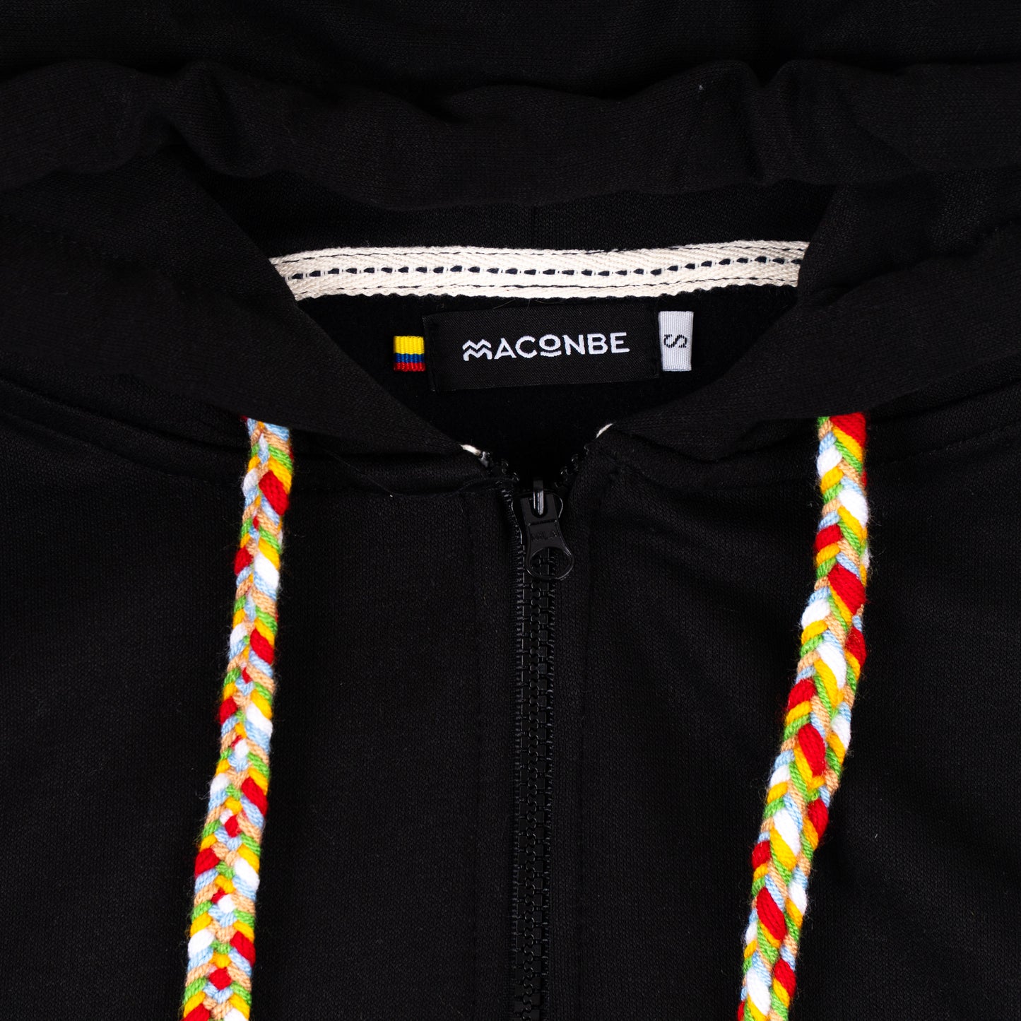 HOODIE CREMALLERA NEGRO UNISEX SANARA MAÑANA - DETALLES