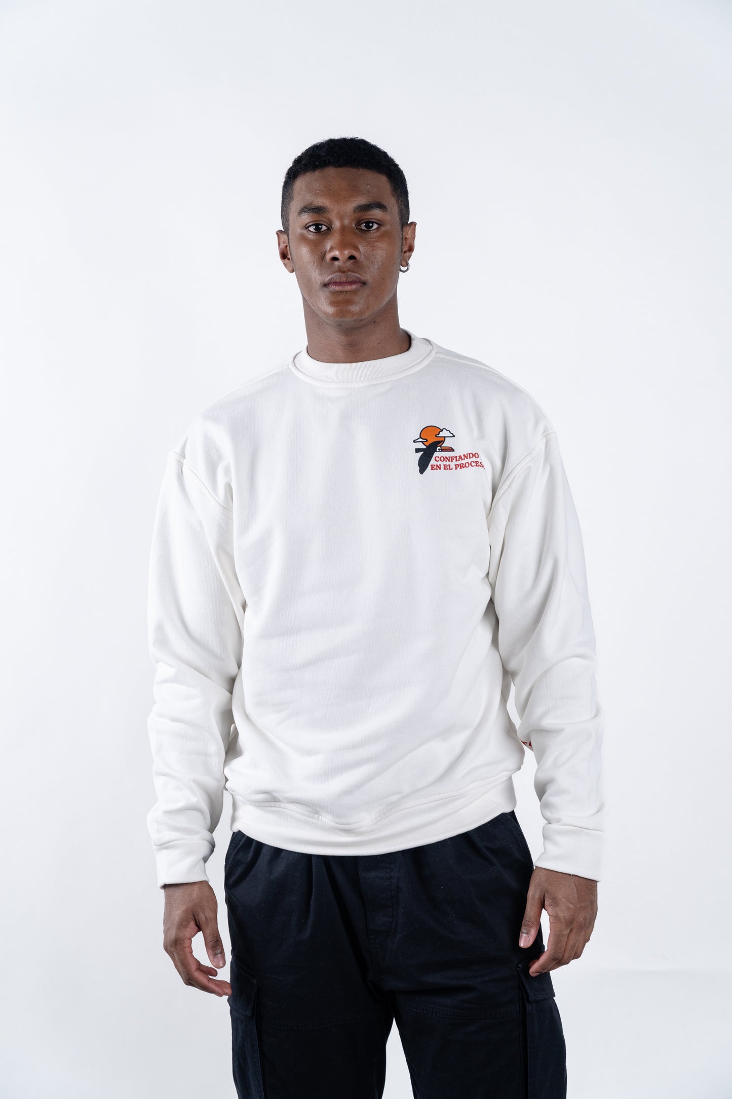CREWNECK CREMA UNISEX SANARA MAÑANA - CONFIANZA