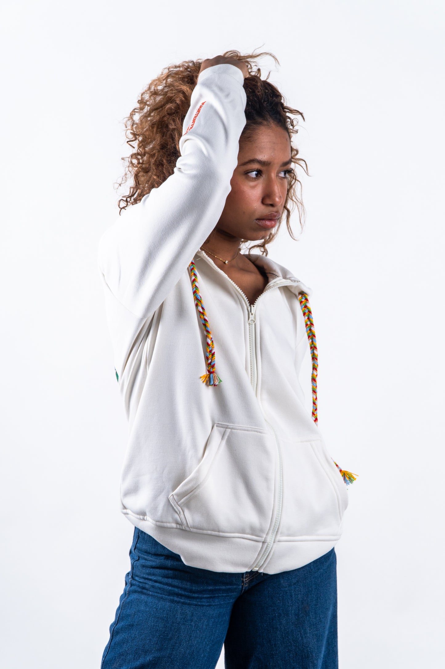 HOODIE CREMALLERA CREMA UNISEX SANARA MAÑANA - DETALLES