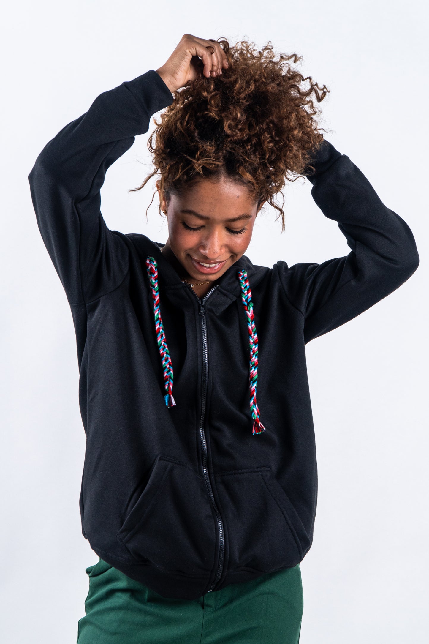 HOODIE CREMALLERA NEGRO UNISEX SANARA MAÑANA - RESPIRAR