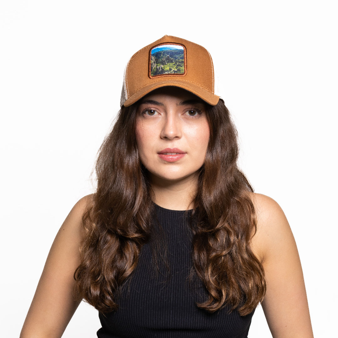GORRA TRUCKER ESTO ES COLOMBIA ESTORAQUES - FRENTE DURO