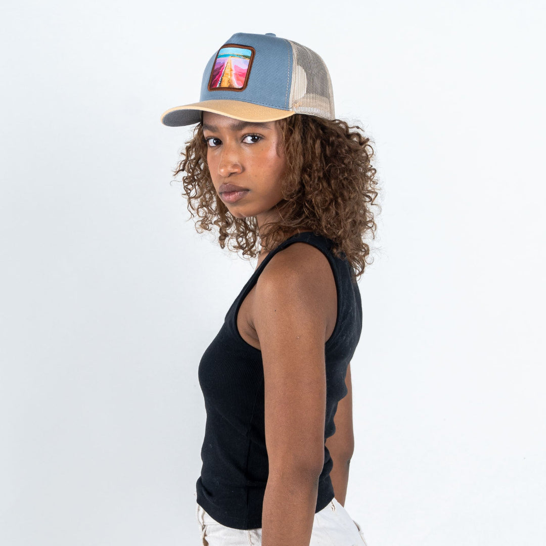 GORRA TRUCKER ESTO ES COLOMBIA GALERAZAMBA - FRENTE DURO