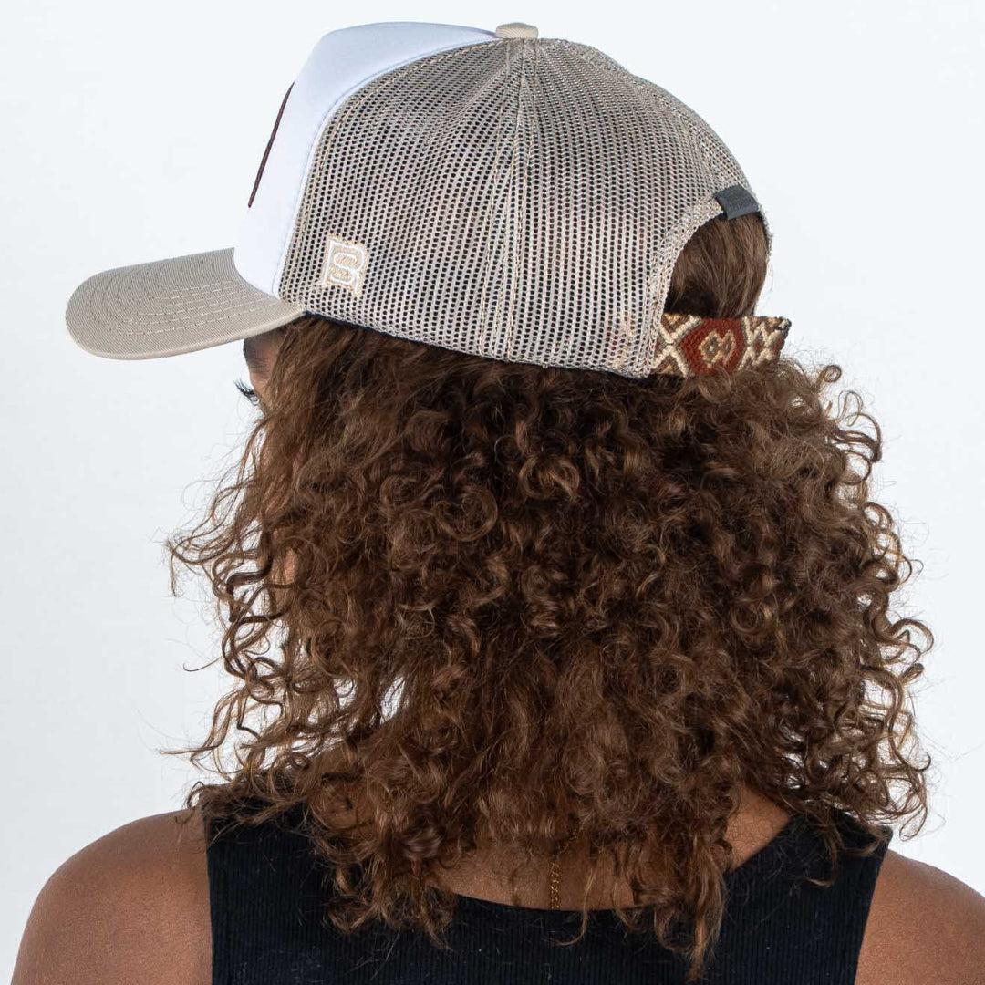 GORRA TRUCKER RINCONES CAPITALINOS MACARENA - FRENTE DURO
