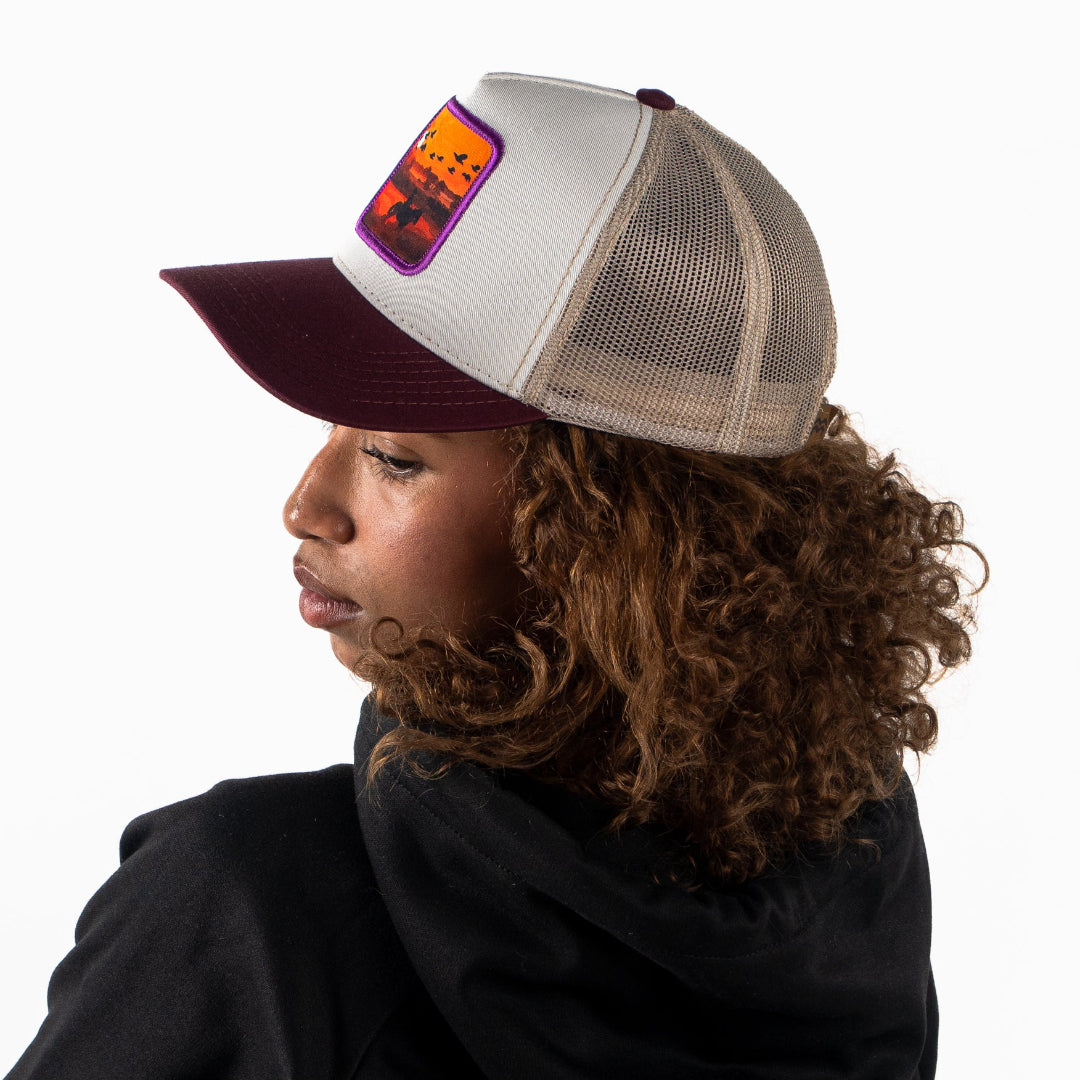 GORRA TRUCKER ESTO ES COLOMBIA LOS LLANOS - FRENTE DURO