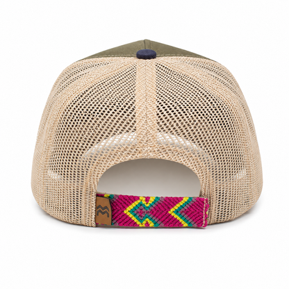 GORRA TRUCKER ESTO ES COLOMBIA PEÑOL - FRENTE DURO