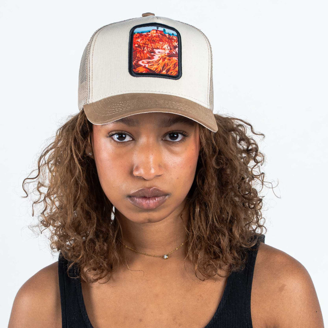 GORRA TRUCKER ESTO ES COLOMBIA TATACOA - FRENTE DURO