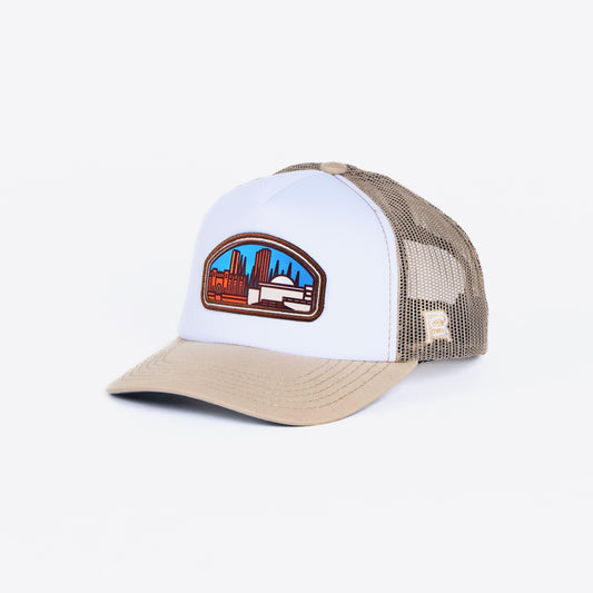 GORRA TRUCKER RINCONES CAPITALINOS MACARENA - FRENTE DURO