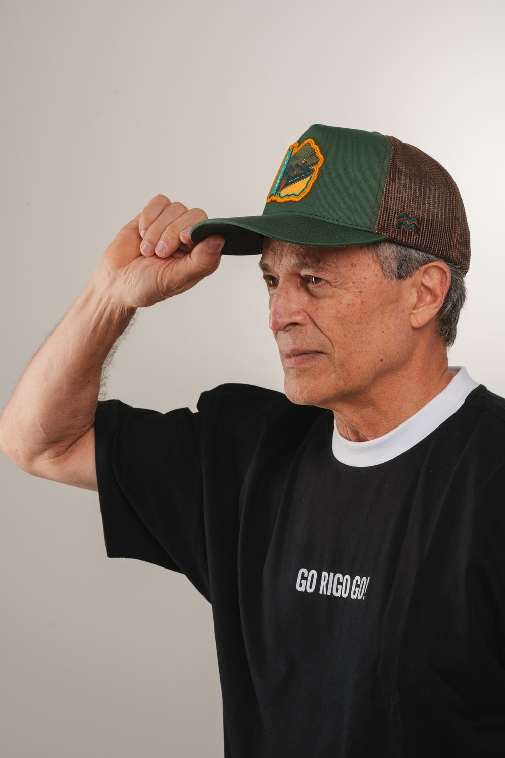 GORRA TRUCKER COLOMBIA EN 2 RUEDAS EL SIFON - FRENTE DURO